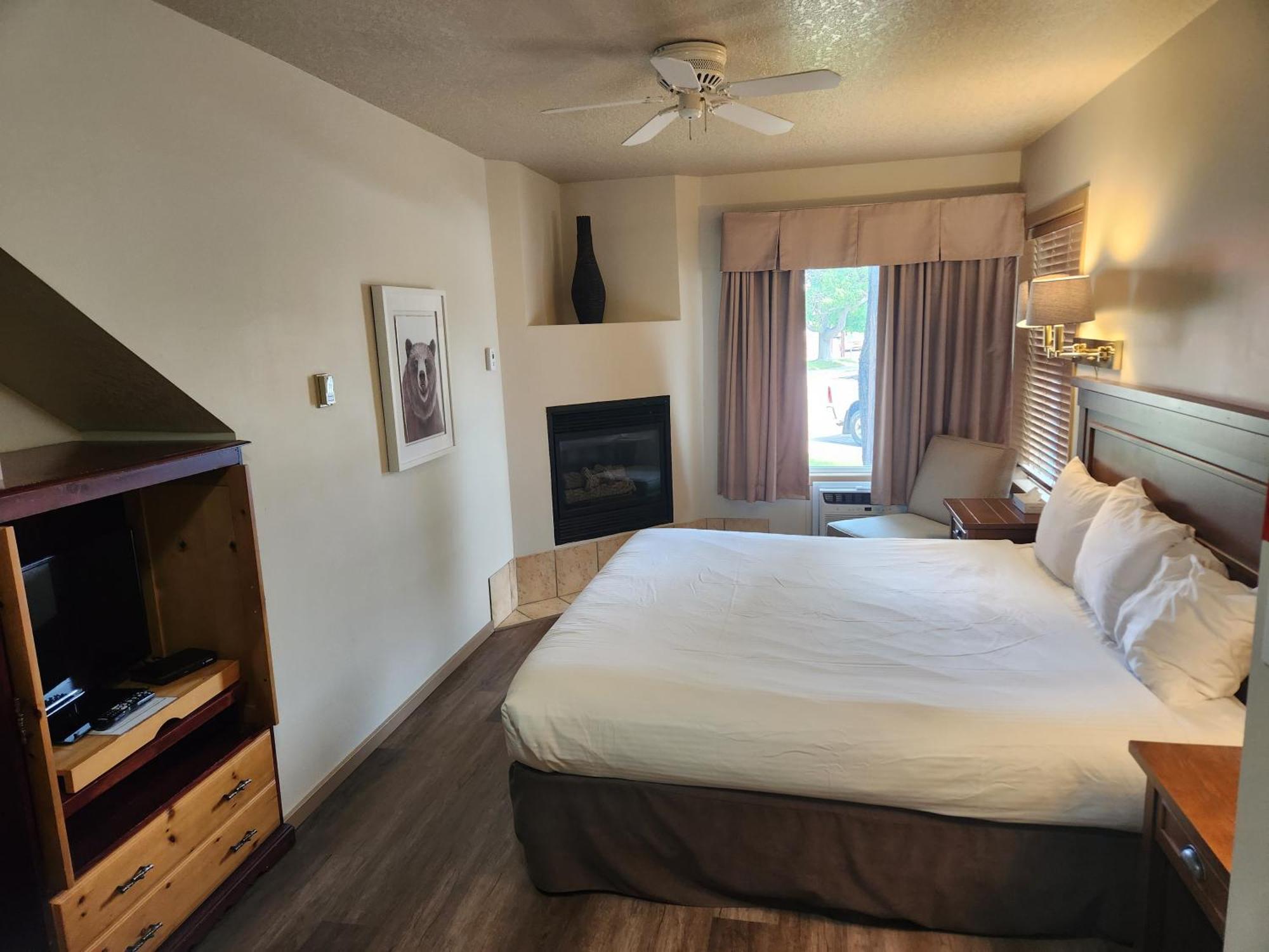 Waterton Lakes Lodge Resort Exterior foto