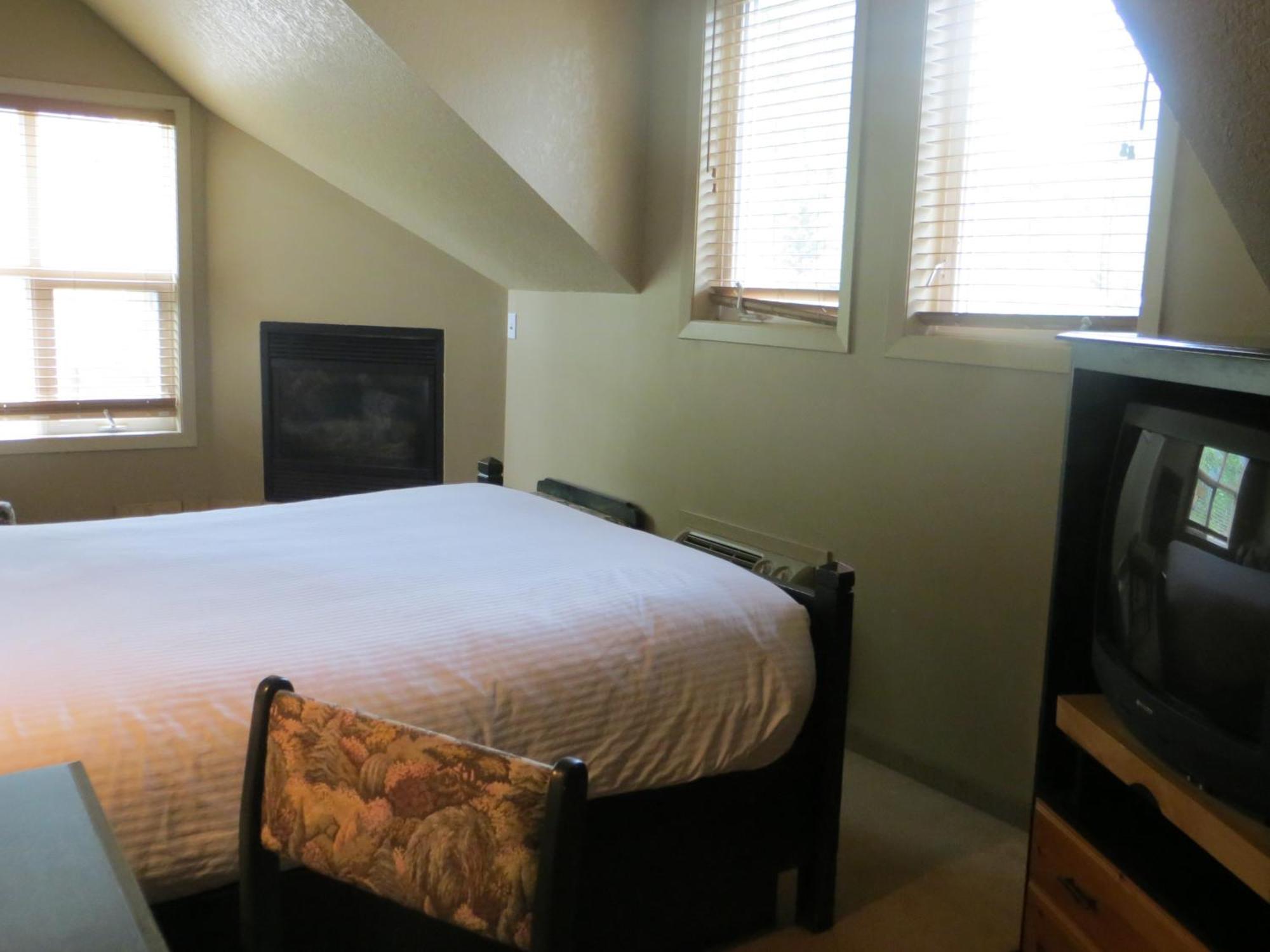Waterton Lakes Lodge Resort Zimmer foto