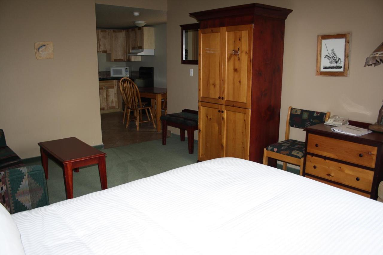 Waterton Lakes Lodge Resort Exterior foto